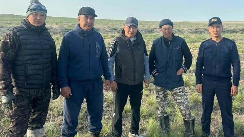 Пропавшего в степи во время перегона лошадей мужчину нашли в области Улытау