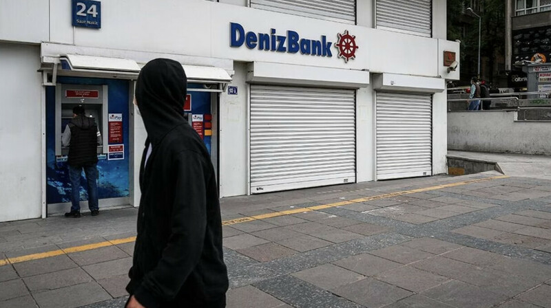 Турецкий банк ужесточил условия открытия счетов для россиян