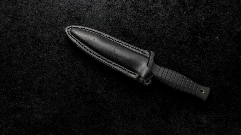 Школьник напал с ножом на одноклассника и учителя в Павлодаре