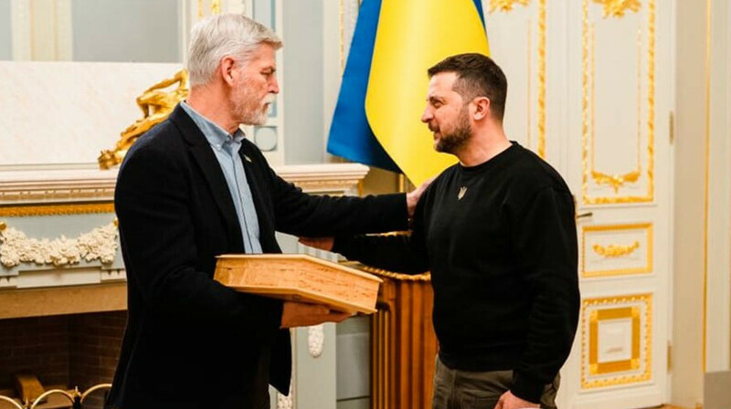 Президент Чехии предложил Украине отдать свои земли России