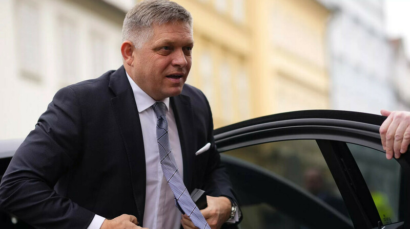Премьер-министр Словакии Роберт Фицо получил ранение в результате стрельбы