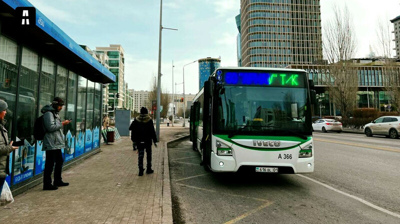 Несколько автобусных маршрутов изменили из-за ремонта дорог в Астане