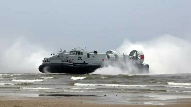 Китай начал масштабные военные учения вокруг Тайваня