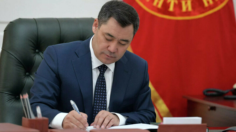 Президент Кыргызстана подписал закон, ужесточающий наказание за изнасилование детей