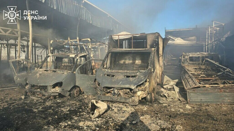 Зеленский отреагировал на авиаудар по гипермаркету в Харькове