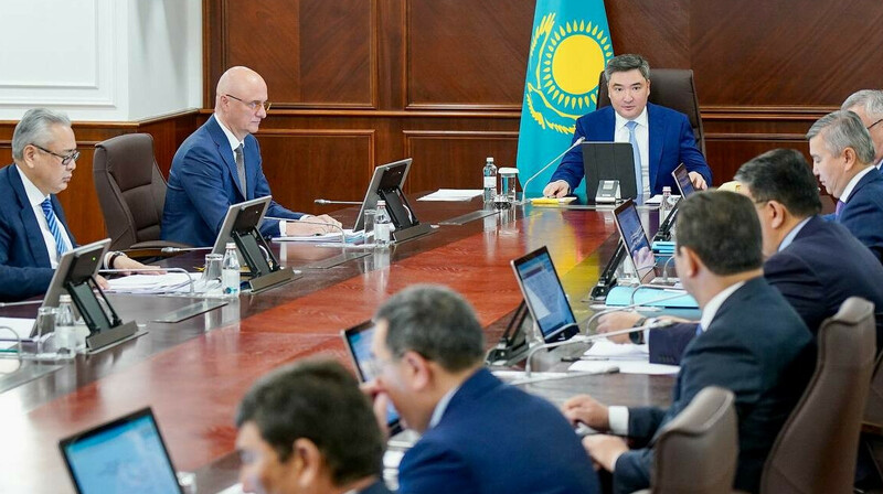 Олжас Бектенов обратился к Кабмину