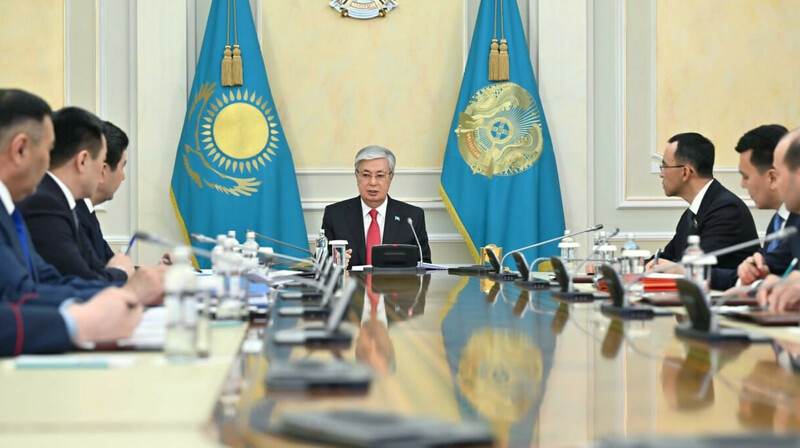 Токаев поручил усилить меры по противодействию терроризму