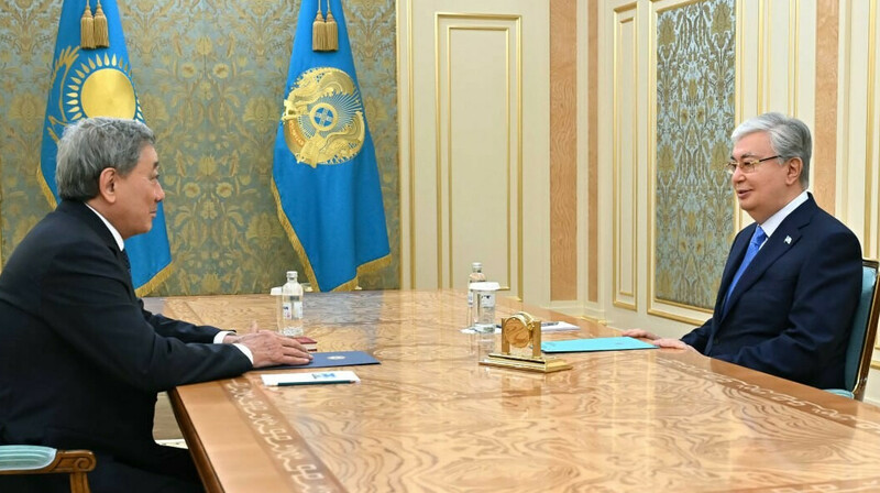 Токаева проинформировали о деятельности организации ветеранов