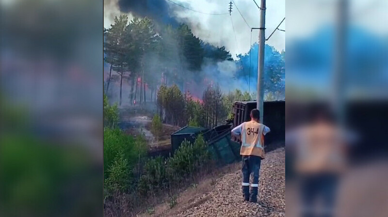 29 вагонов с углем сошли с рельсов в Амурской области