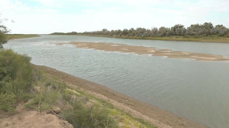 Уровень  воды  реки  Жайык впервые за время половодья пошел на спад