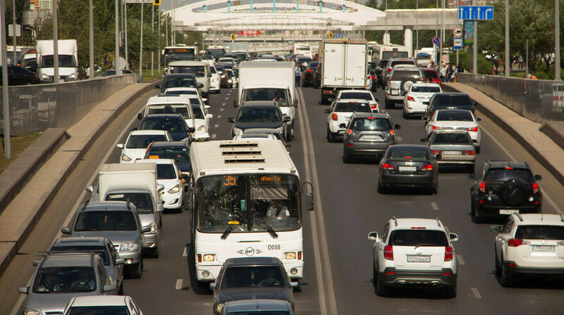Участок улицы Карталы перекрыли на день в Астане
