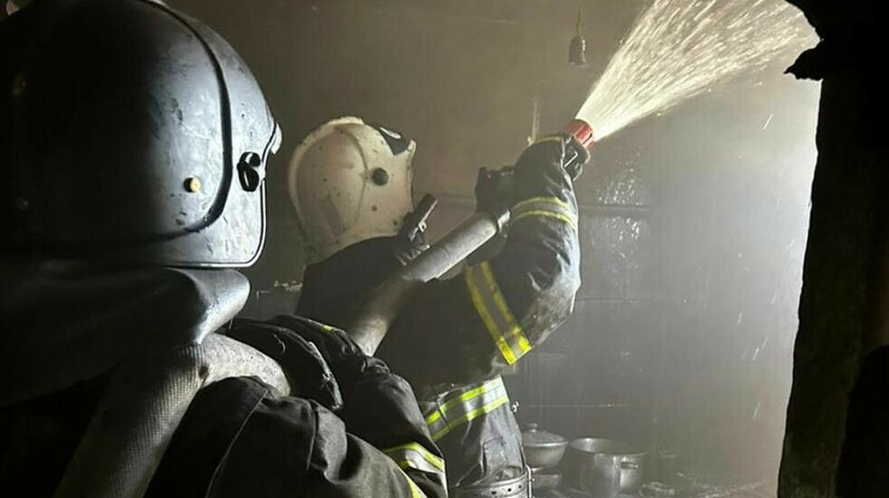 Пожар произошел в общежитии области Абай