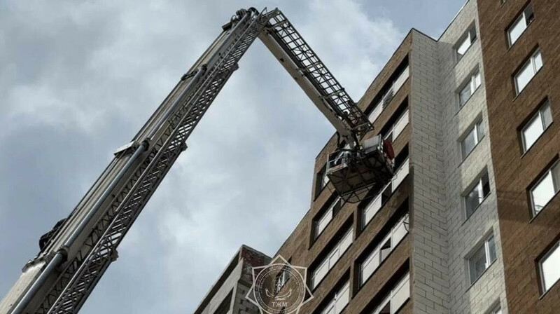 10 человек спасли при пожаре в жилом комплексе Астаны