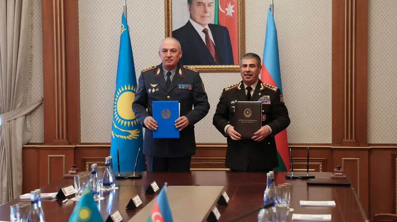 Казахстан и Азербайджан договорились о военном сотрудничестве
