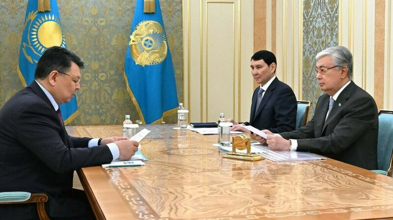 Токаев поручил ускорить оценку пострадавшего от паводков жилья