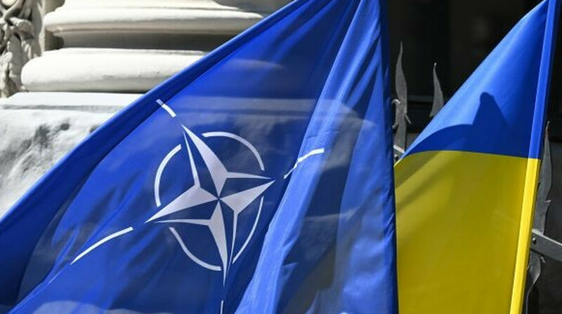 Генсек НАТО заявил, что поставки оружия Украине станут обязательными для всех стран альянса
