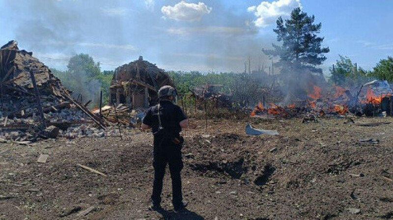 Россия атаковала кассетными боеприпасами село в ДНР