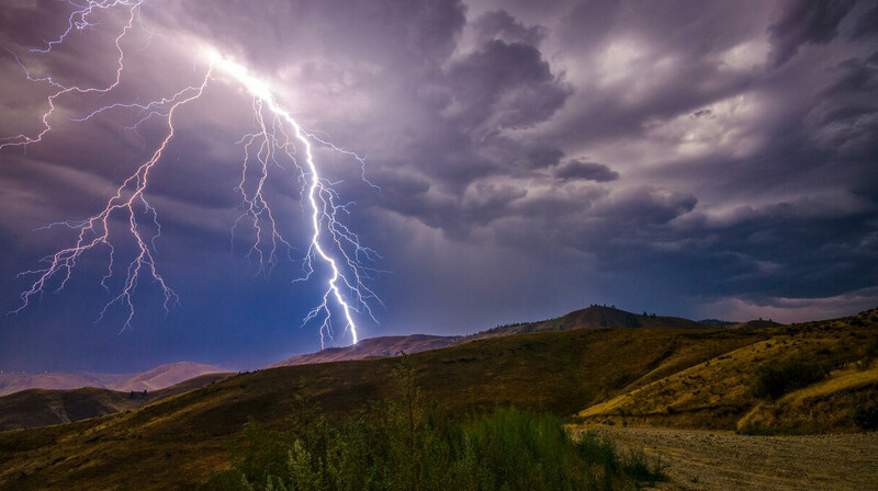 Большую часть Казахстана 21 июня накроют дожди и грозы