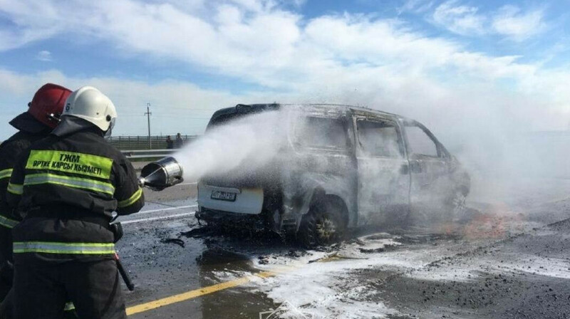 Автомобиль сгорел на трассе в Павлодарской области