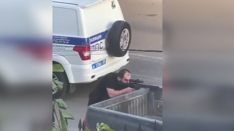 Стрельба в Дагестане: в Сети появилось видео с нападавшими