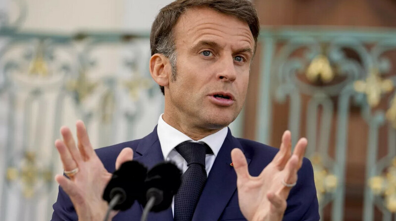 Макрон заявил, что не планирует отправлять французских военных в Украину