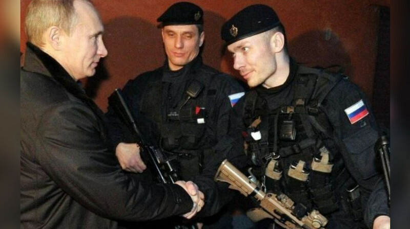 Жизнь под грифом "секретно": депутаты запретят охранникам Путина общаться с иностранцами