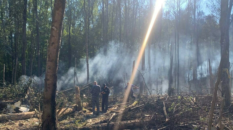 Первые кадры с места крушения самолета Sukhoi Superjet