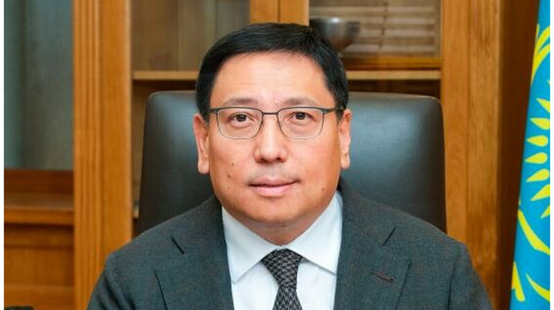 Мошенники начали просить у казахстанцев деньги от лица Досаева