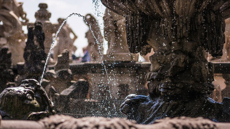 В Атырау трехлетний ребенок погиб в фонтане