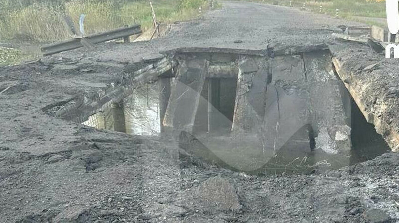 ВСУ разрушили еще один мост в Курской области