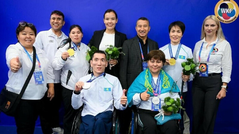 Казахстанские пара каратисты завоевали три медали на чемпионате Азии