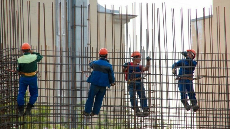 Мигранты не смогут торговать в Омске: власти ввели ограничения для приезжих