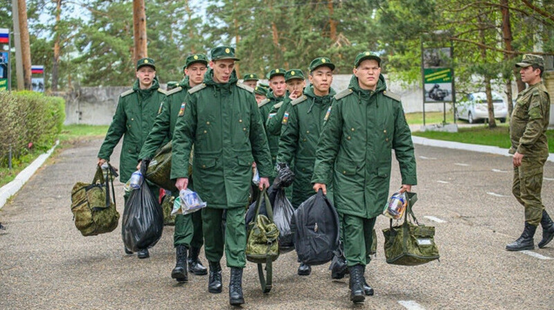 В Чите вернувшегося с фронта добровольца призывают на срочную службу