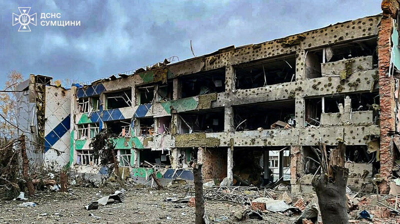 Женщина пострадала в результате обстрела жилого района в Сумах