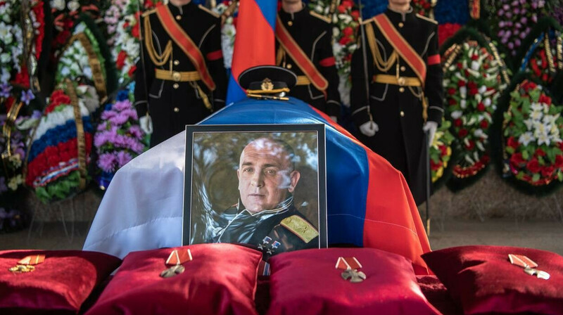 Генерал, обвиняемый в многочисленных пытках военных РФ, посмертно стал Героем России