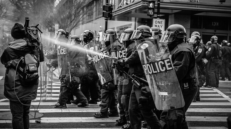 Массовые протесты начались в Сухуми после задержания оппозиции