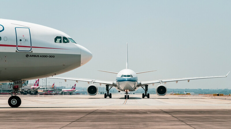 Извержение вулкана привело к отмене десятков рейсов на Бали