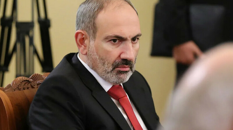 Пашинян отправил в отставку ряд высокопоставленных чиновников Армении