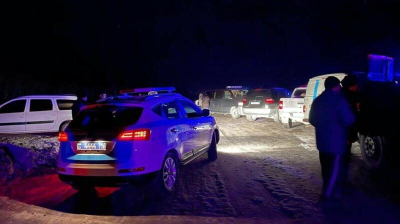 Груженный взрывчаткой автомобиль подорвался на трассе близ Усть-Каменогорска