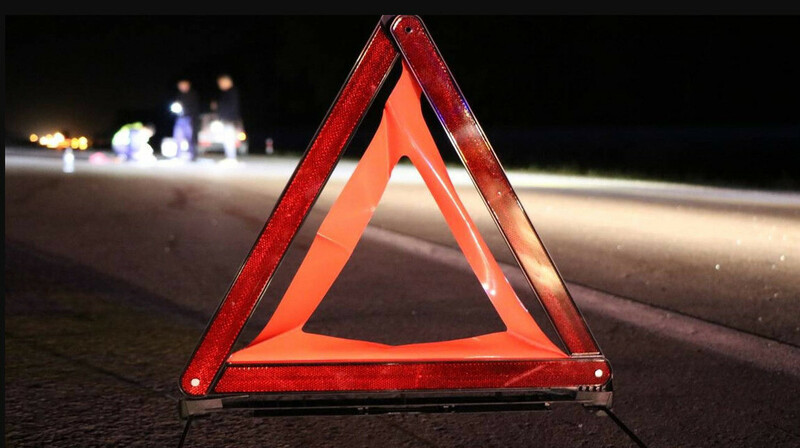 Три грузовика столкнулись на трассе под Темиртау, есть погибший