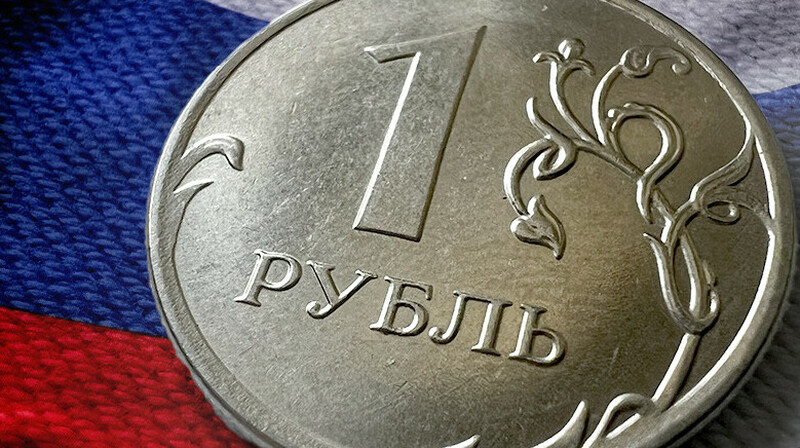 Спрос на российские рубли в Казахстане достиг максимума с лета 2023 года