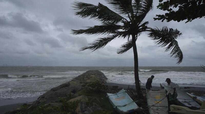 В Шри-Ланке погибли дети из-за проливных дождей