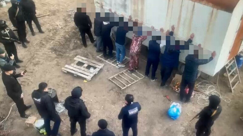 Черных старателей задержали в Туркестанской области