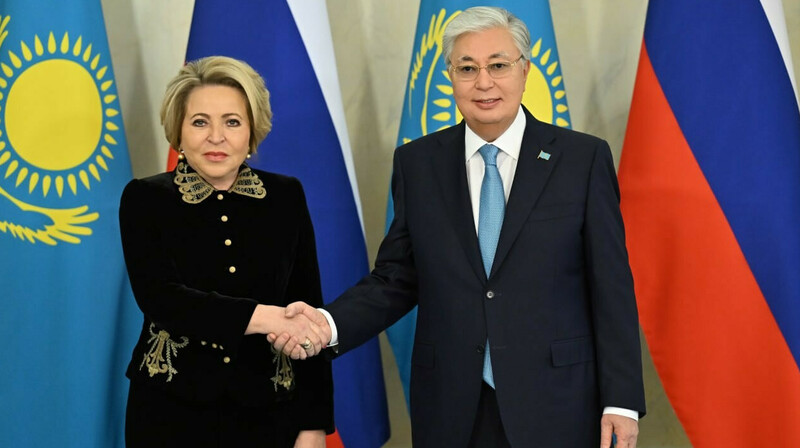 Токаев провел встречу с Валентиной Матвиенко