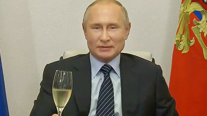 Назарбаев, Орбан, Вучич: Путин удивил новогодними поздравлениями