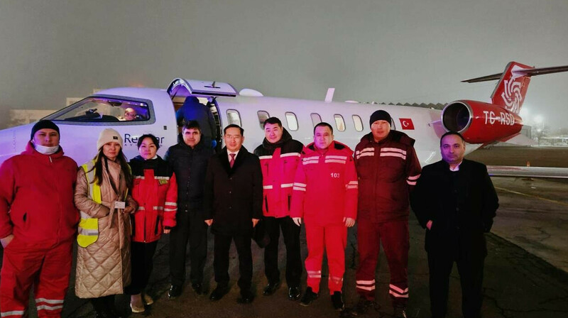 Последние выжившие в авиакатастрофе под Актау покинули Казахстан