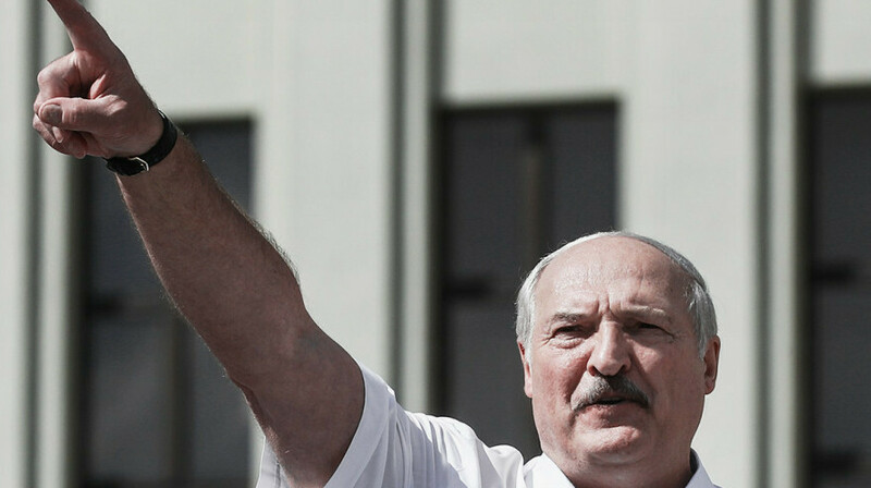 Лукашенко заявил, что в Беларуси нет политзаключенных