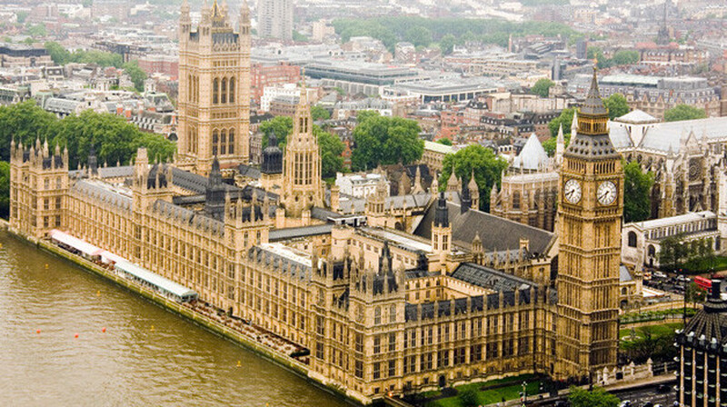 Российские дипломаты проникли в парламент Великобритании — их выгнали