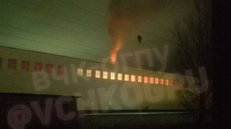 "Уже 20 взрывов!" — беспилотники ВСУ атаковали Смоленск