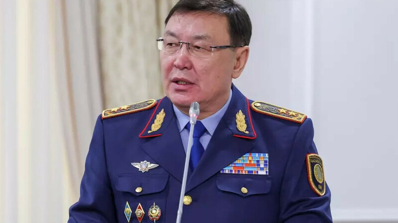 «5 минут хватит!» Сенатор объяснил, почему машинам не нужен долгий прогрев